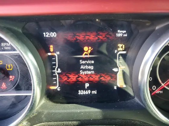 2020 Jeep Wrangler VIN 1C4HJXFN1LW326922 - photo 9 of 14