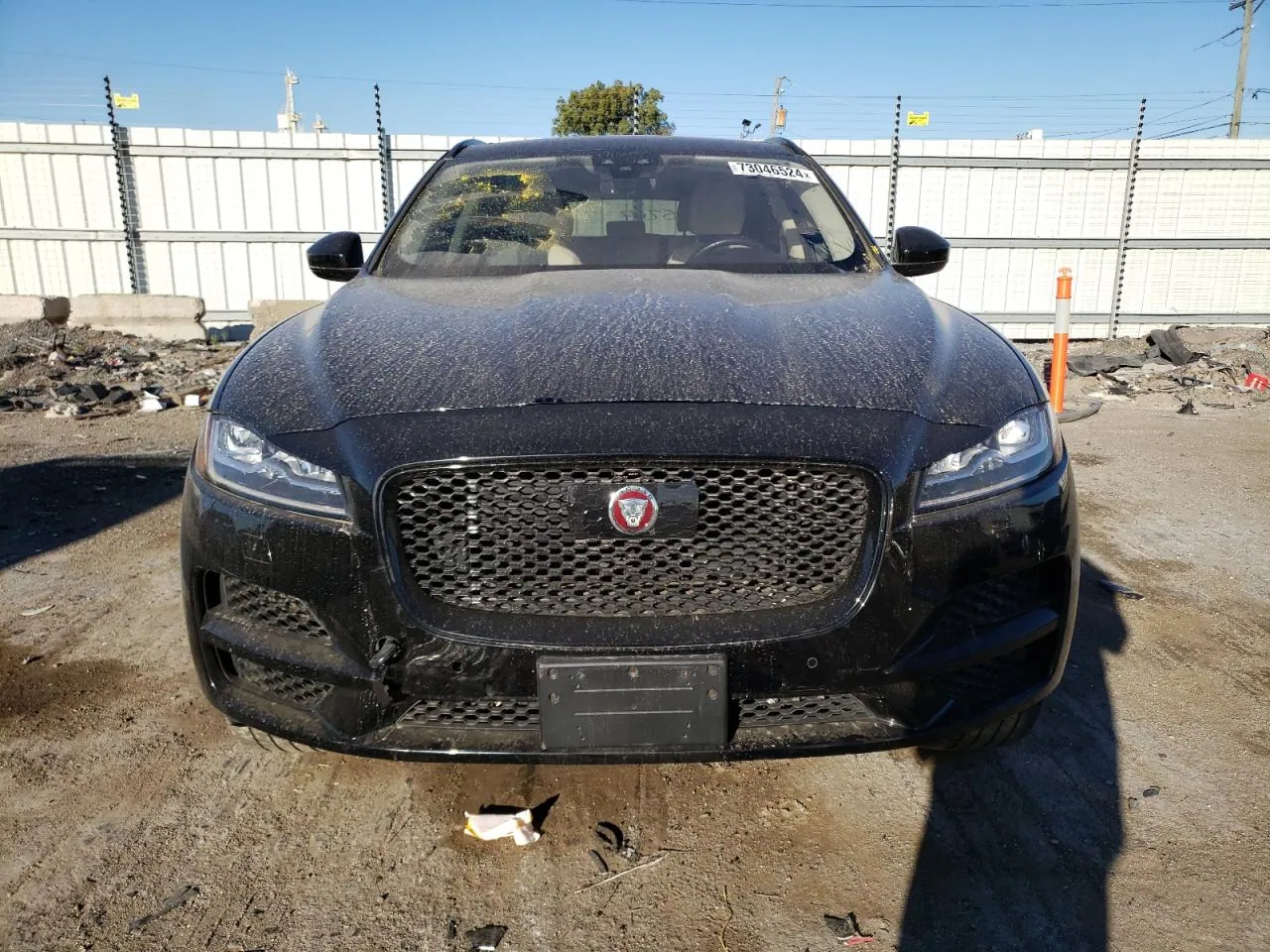 2020 Jaguar F-PACE VIN SADCK2FX9LA631162 - photo 1 of 13
