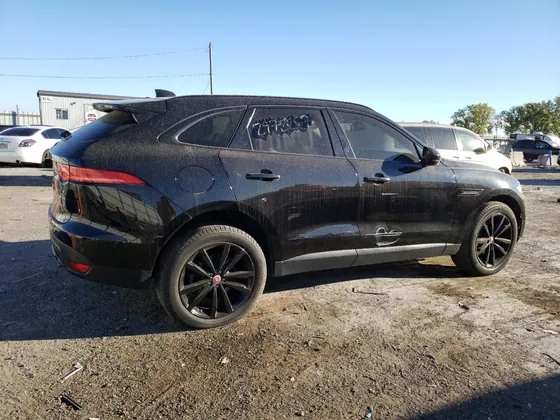 2020 Jaguar F-PACE VIN SADCK2FX9LA631162 - photo 3 of 13