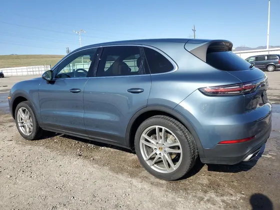 2019 Porsche Cayenne VIN WP1AA2AY2KDA01596 - photo 2 of 15