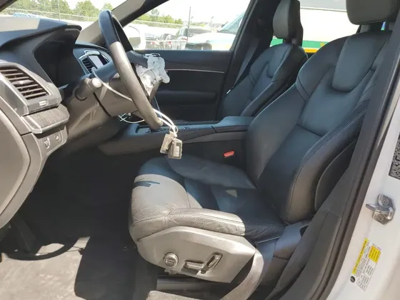 2020 Volvo XC90 VIN YV4A22PK9L1573394 - photo 9 of 14